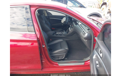 genesis-g70-2-0l-i-4-di-dohc-vvt-turbo-252hp-rear-wheel-drive - 4