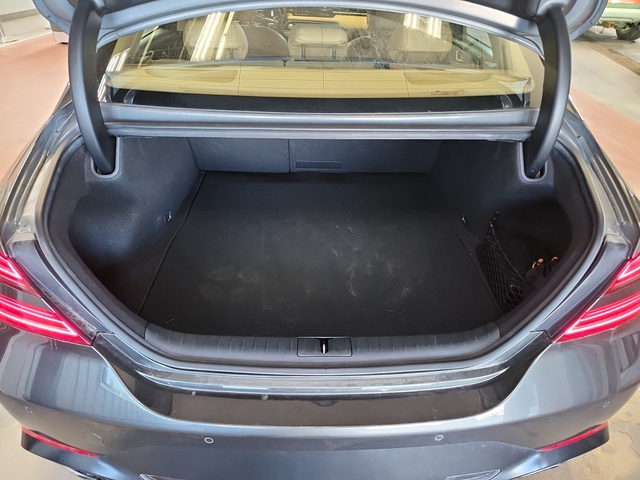 Genesis G70 2L 4cyl AWD - автомобили, коли, обяви за нови и употребявани 13