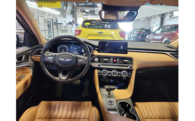 Genesis G70 2L 4cyl AWD - автомобили, коли, обяви за нови и употребявани 9