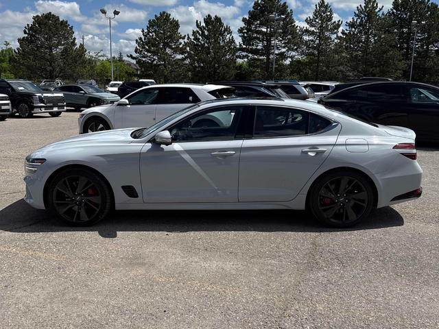 Genesis G70 3.3L 6cyl AWD - автомобили, коли, обяви за нови и употребявани 1