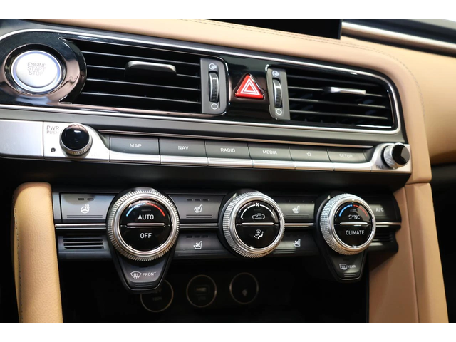 Genesis G70 2.0T AWD - SUNROOF| NAVI| CAMERA| BLINDSPOT| LANEK - автомобили, коли, обяви за нови и употребявани 15