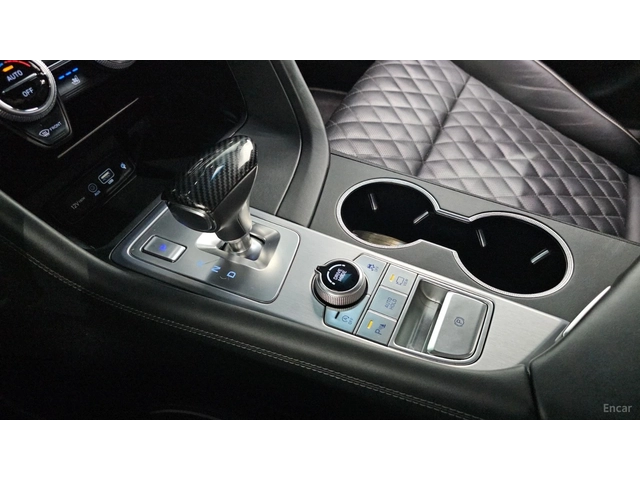 Genesis G70 3.3T SPORT PRESTIGE* HUD* КОЖА* НАВИ* ПАНО - автомобили, коли, обяви за нови и употребявани 7