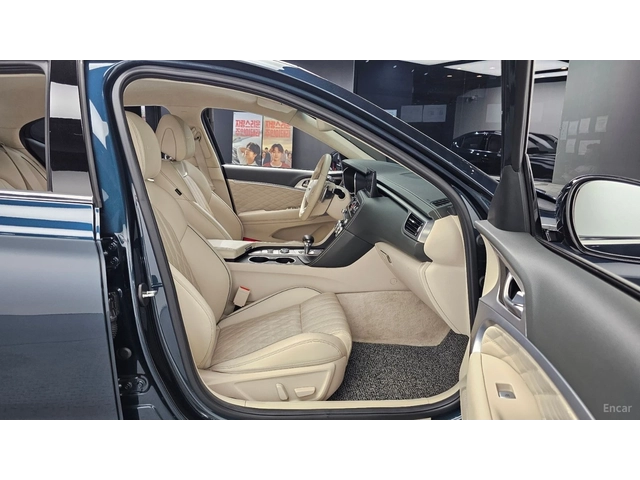 Genesis G70 2.0T 2WD* КОЖА* ОБДУХВ* НАВИ* 360 - автомобили, коли, обяви за нови и употребявани 9
