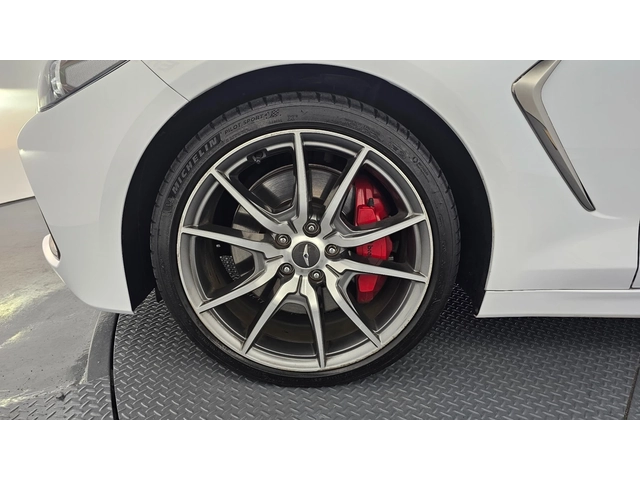 Genesis G70 : 2.0T Sport Package | Panorama | HUD | Lexicon - автомобили, коли, обяви за нови и употребявани 3