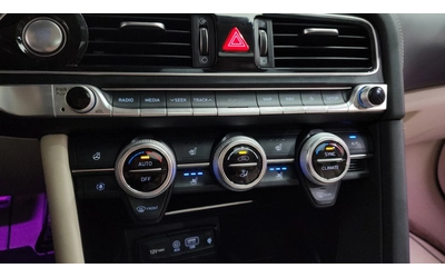 Genesis G70 - автомобили, коли, обяви за нови и употребявани 13