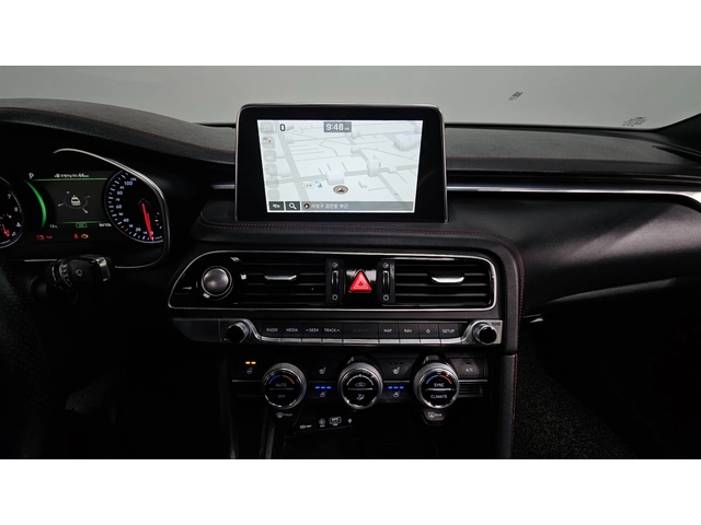 Genesis G70 : 2.0T Sport Package | Panorama | HUD | Lexicon - автомобили, коли, обяви за нови и употребявани 11