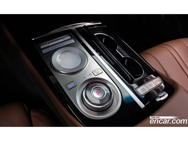 Genesis G80 2.5T AWD / DISTRONIC / ОБДУХ / COGNAC INT - автомобили, коли, обяви за нови и употребявани 12