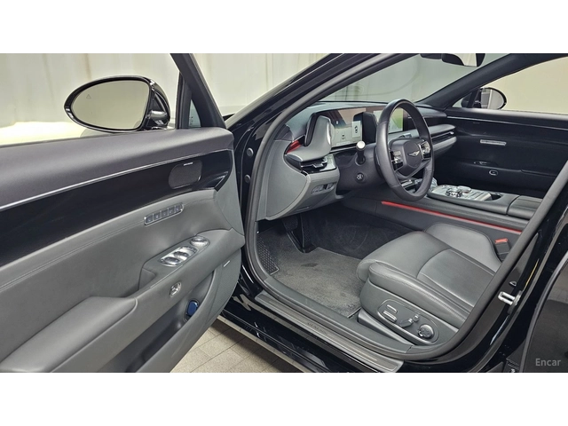 Genesis G90 3.5 Turbo AWD* HUD* ECS* КОЖА* ОБДУХВ* НАВИ - автомобили, коли, обяви за нови и употребявани 8