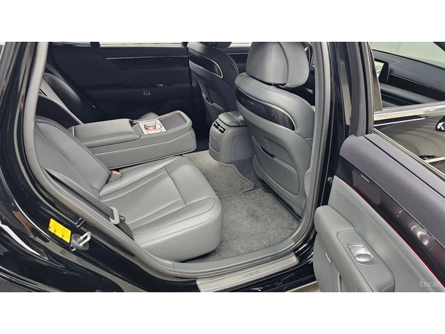 Genesis G90 3.5 Turbo AWD* HUD* ECS* КОЖА* ОБДУХВ* НАВИ - автомобили, коли, обяви за нови и употребявани 9