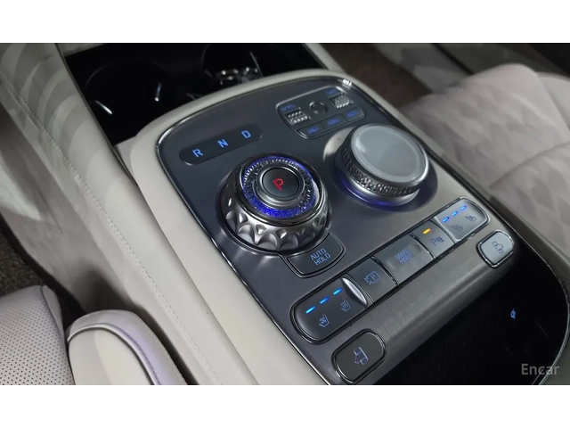 Genesis G90 LWB* BANG AND OLUFSEN* PANO* HUD* MASSAGE* - автомобили, коли, обяви за нови и употребявани 9