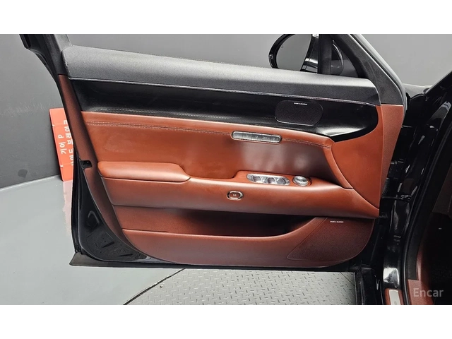 Genesis G90 AWD* ОБДУХ* ПАНО* 360 - автомобили, коли, обяви за нови и употребявани 13