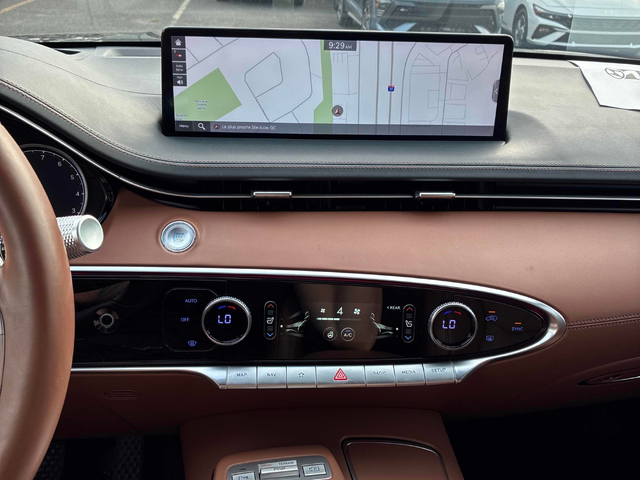 Genesis GV70 2.5L 4cyl AWD - автомобили, коли, обяви за нови и употребявани 8
