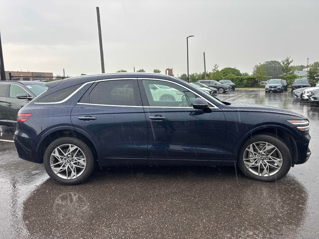 Genesis GV70 2.5L 4cyl AWD - автомобили, коли, обяви за нови и употребявани 2
