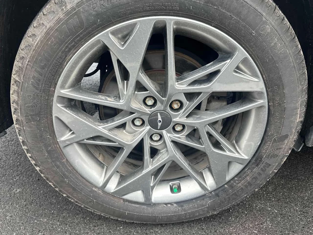 Genesis GV70 * 2.5T Advanced Plus * DISTRONIC* ОБДУХВАНЕ* - автомобили, коли, обяви за нови и употребявани 6
