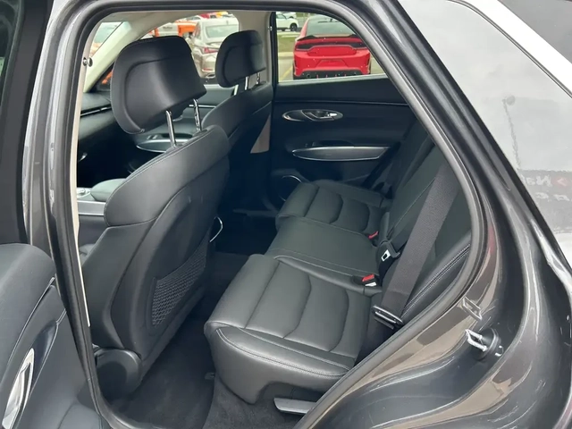 Genesis GV70 2.5 T-GDI * 4х4* ДИСТРОНИК * FULL LED * ПОДГРЕВ - автомобили, коли, обяви за нови и употребявани 10