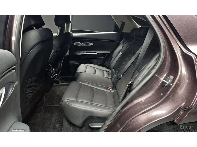Genesis GV70 Кожа Вентилация и подгрев на седалките  Цена до Бг - автомобили, коли, обяви за нови и употребявани 4