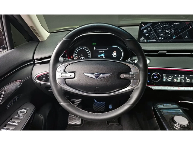 Genesis GV70 Кожа Вентилация и подгрев на седалките  Цена до Бг - автомобили, коли, обяви за нови и употребявани 5