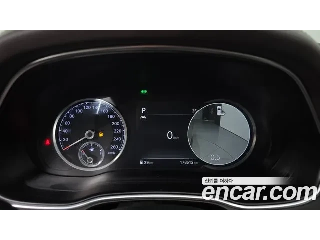 Genesis GV80 HUD* ОБДУХ* ШИБЕДАХ* ДИСТРОНИК* 360 - автомобили, коли, обяви за нови и употребявани 6