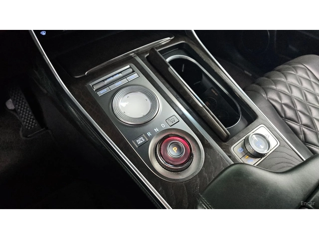 Genesis GV80 2.5T 2WD* КОЖА* ОБДУХВ* НАВИ* КАМЕРА* HUD - автомобили, коли, обяви за нови и употребявани 6