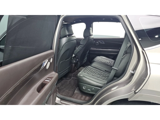 Genesis GV80 2.5T 2WD* КОЖА* ОБДУХВ* НАВИ* КАМЕРА* HUD - автомобили, коли, обяви за нови и употребявани 9