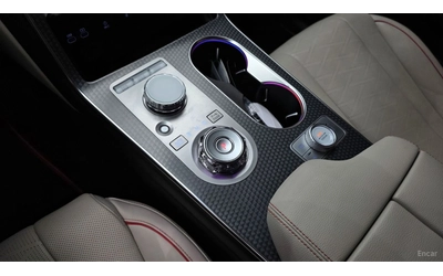 Genesis GV80 COUPE 2.5T AWD* 360* HUD* КОЖА* ОБДУХВ* НАВИ - автомобили, коли, обяви за нови и употребявани 6