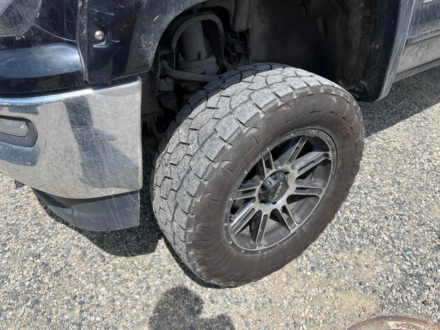 Gmc Sierra 5.3L 8cyl 4WD - автомобили, коли, обяви за нови и употребявани 6