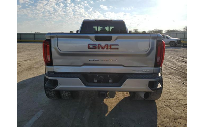 gmc-sierra-6-6l-8-4x4-w-rear-wheel-drv - 5