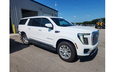 gmc-yukon-6-2l-8-4x4-w-rear-wheel-drv - 3