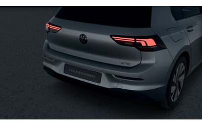 VW Golf Golf 8 Life Plus 1.5 eTSI OPF DSG - автомобили, коли, обяви за нови и употребявани 7