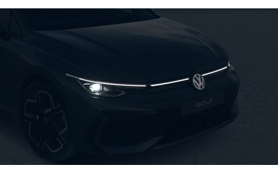 VW Golf Golf 8 R-Line Plus 1.5 eTSI OPF DSG - автомобили, коли, обяви за нови и употребявани 6