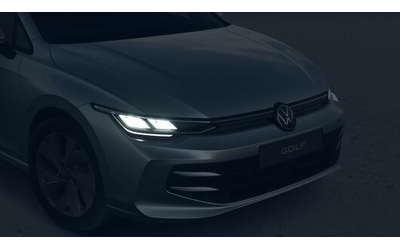 VW Golf Golf Variant 8 Life PLUS 2.0 TDI SCR DSG - автомобили, коли, обяви за нови и употребявани 6