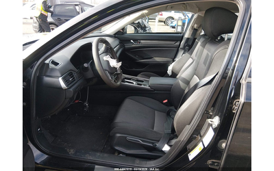 honda-accord-1-5l-i-4-di-dohc-vvt-turbo-192hp-front-wheel-drive - 4