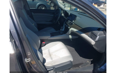 honda-accord-1-5l-i-4-di-dohc-vvt-turbo-192hp-front-wheel-drive - 4