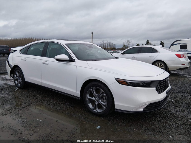 Honda Accord 1.5L I-4 DI, DOHC, VVT, TURBO, 192HP Front Wheel Drive - автомобили, коли, обяви за нови и употребявани 0