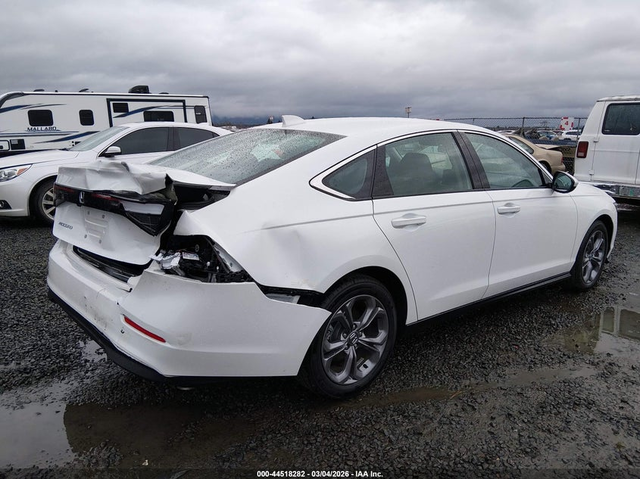 Honda Accord 1.5L I-4 DI, DOHC, VVT, TURBO, 192HP Front Wheel Drive - автомобили, коли, обяви за нови и употребявани 3