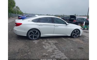 Honda Accord 1.5L I-4 DI, DOHC, VVT, TURBO, 192HP Front Wheel Drive - автомобили, коли, обяви за нови и употребявани 12