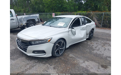 honda-accord-1-5l-i-4-di-dohc-vvt-turbo-192hp-front-wheel-drive - 1