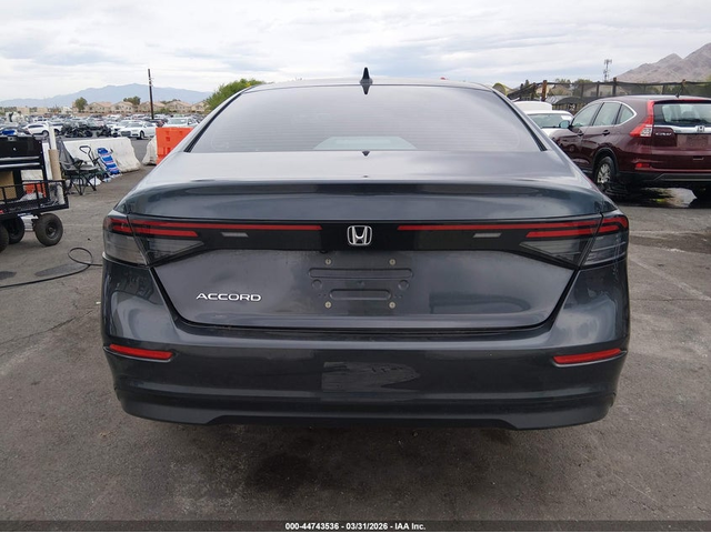 Honda Accord 1.5L I-4 DI, DOHC, VVT, TURBO, 192HP Front Wheel Drive - автомобили, коли, обяви за нови и употребявани 15