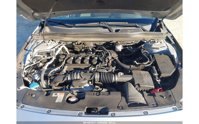 Honda Accord 1.5L I-4 DI, DOHC, VVT, TURBO, 192HP Front Wheel Drive - автомобили, коли, обяви за нови и употребявани 9