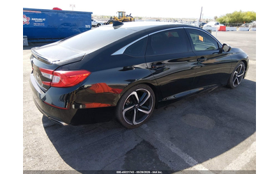 honda-accord-1-5l-i-4-di-dohc-vvt-turbo-192hp-front-wheel-drive - 3