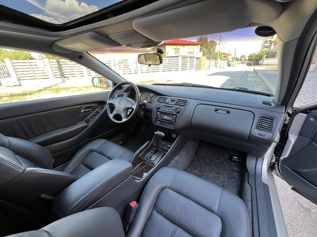 Honda Accord COUPE-3.0i-AVTOMAT-ШВЕЙЦАРИЯ - автомобили, коли, обяви за нови и употребявани 11