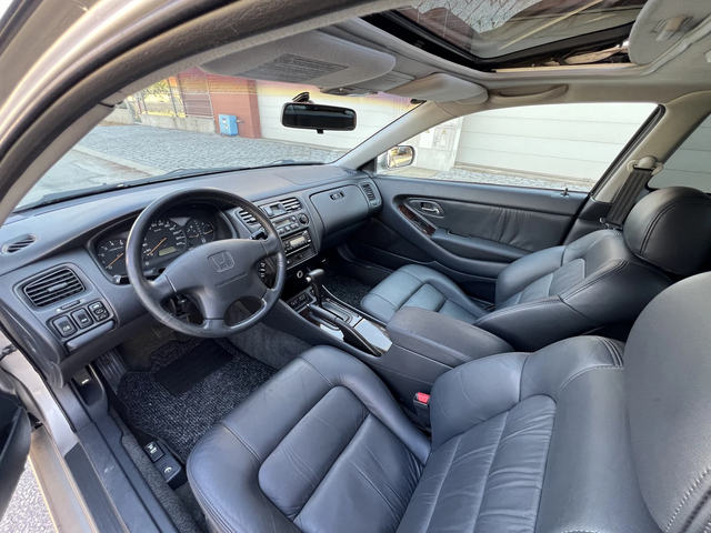 Honda Accord COUPE-3.0i-AVTOMAT-ШВЕЙЦАРИЯ - автомобили, коли, обяви за нови и употребявани 8