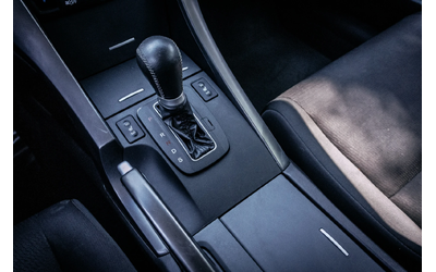 Honda Accord 2.2 i-DTEC Automatic! С ГАРАНЦИЯ! - автомобили, коли, обяви за нови и употребявани 11