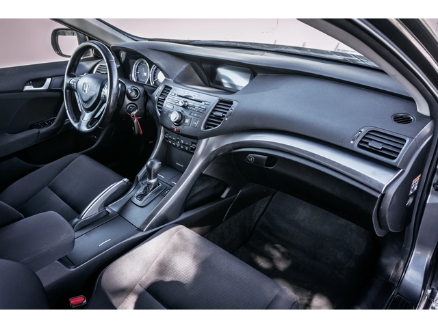 Honda Accord 2.2 i-DTEC Automatic! С ГАРАНЦИЯ! - автомобили, коли, обяви за нови и употребявани 9