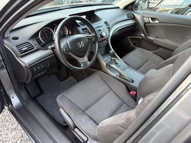 Honda Accord 2.0i 156hp Automatic - автомобили, коли, обяви за нови и употребявани 10
