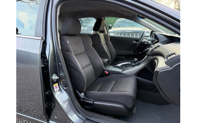 Honda Accord 2.0i 156hp Automatic - автомобили, коли, обяви за нови и употребявани 15