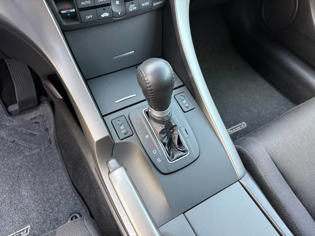 Honda Accord 2.0i 156hp Automatic - автомобили, коли, обяви за нови и употребявани 26