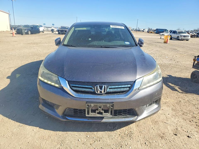 Honda Accord 2.0L 4 Front-wheel Drive - автомобили, коли, обяви за нови и употребявани 4