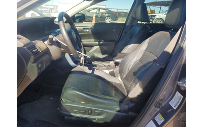 Honda Accord 2.0L 4 Front-wheel Drive - автомобили, коли, обяви за нови и употребявани 6