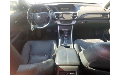 Honda Accord 2.0L 4 Front-wheel Drive - автомобили, коли, обяви за нови и употребявани 7